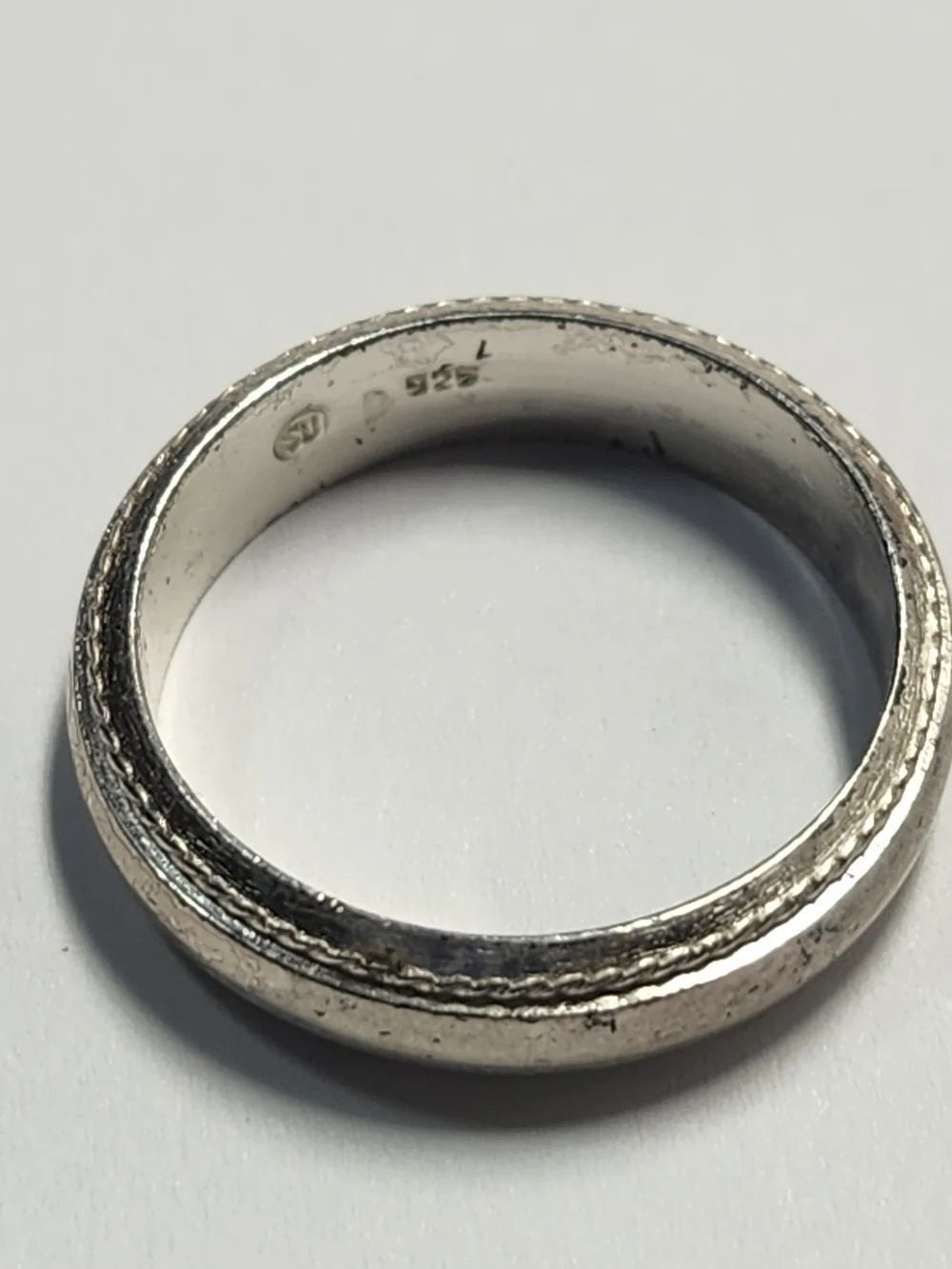 Sterling Silver 925 Rope-Edge Band Ring Rhodium Plated Size 7.75 - Picture 3 of 4